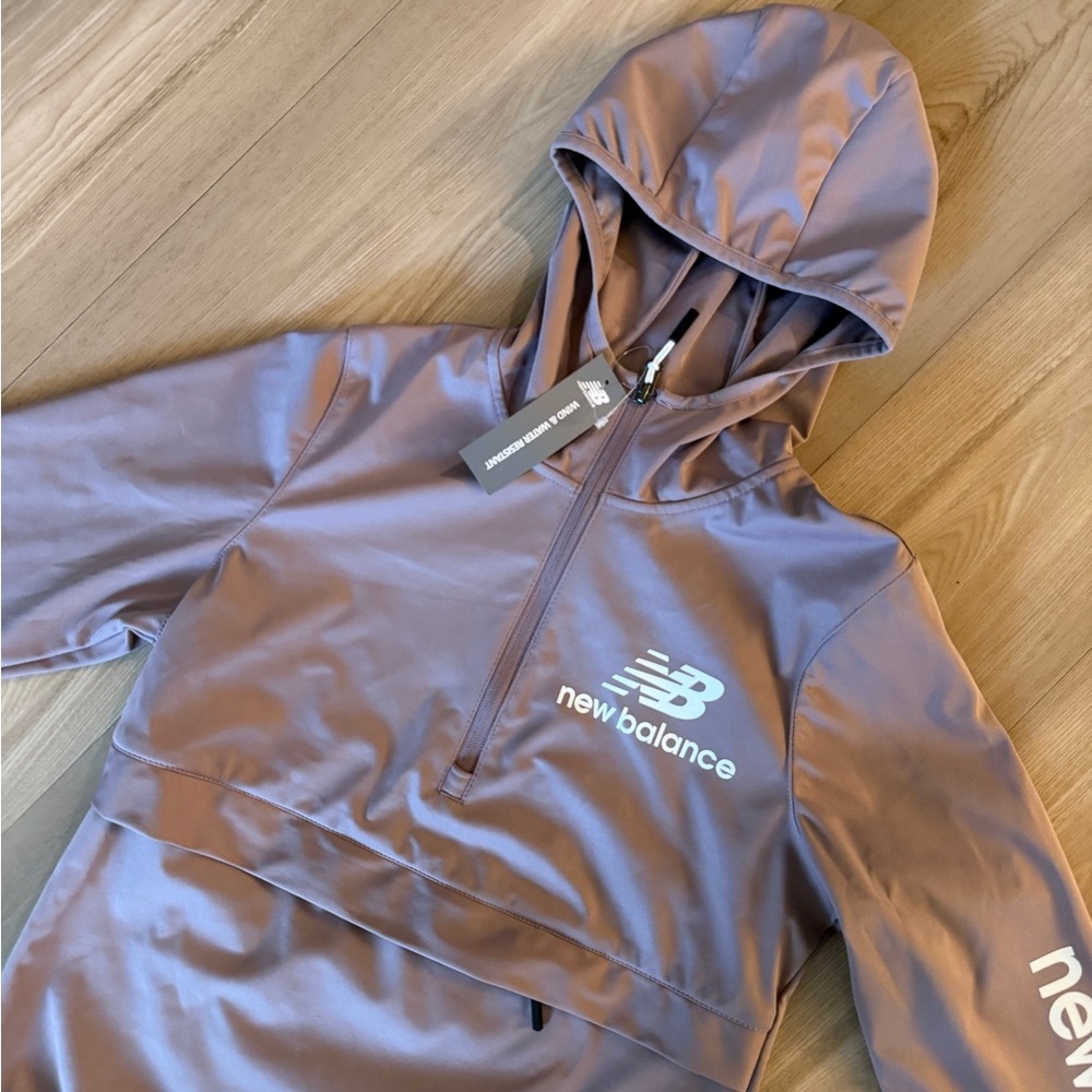 NEW BALANCE NWT Windbreaker Jacket XS Hooded Quarter Zip Athleisure Runner Mauve